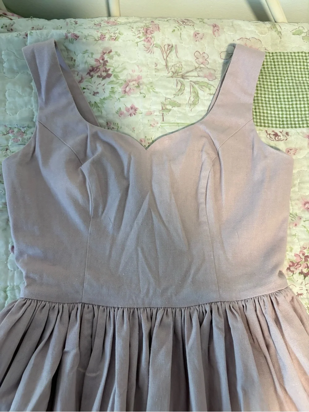 Hearts and Found Elizabeth dress in Lilac linen - Picture 2 of 12